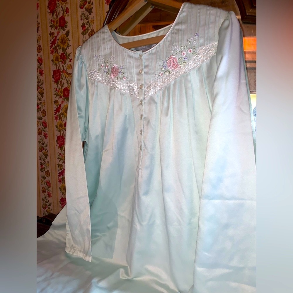 Earth Angels nightgown.